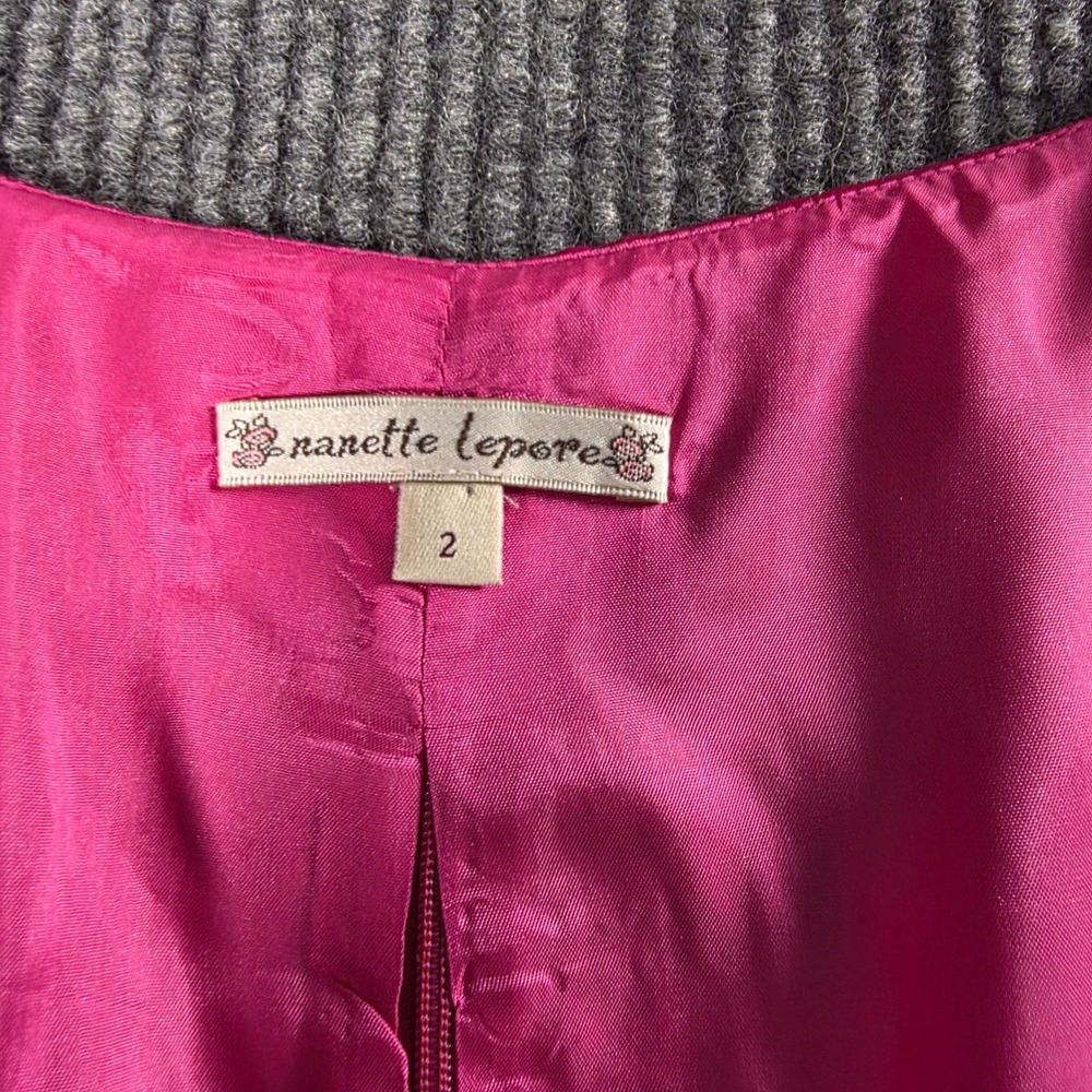 Nanette Lepore Pink Satin Bow Rhinestone Brooch Top Cap Sleeve Size 2 NWT - Picture 3 of 7